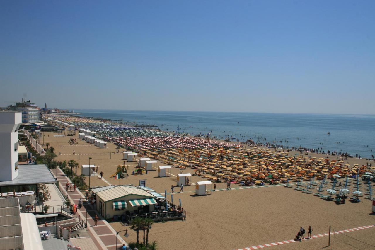 Апартаменти Duca Degli Abruzzi Каорле Екстер'єр фото